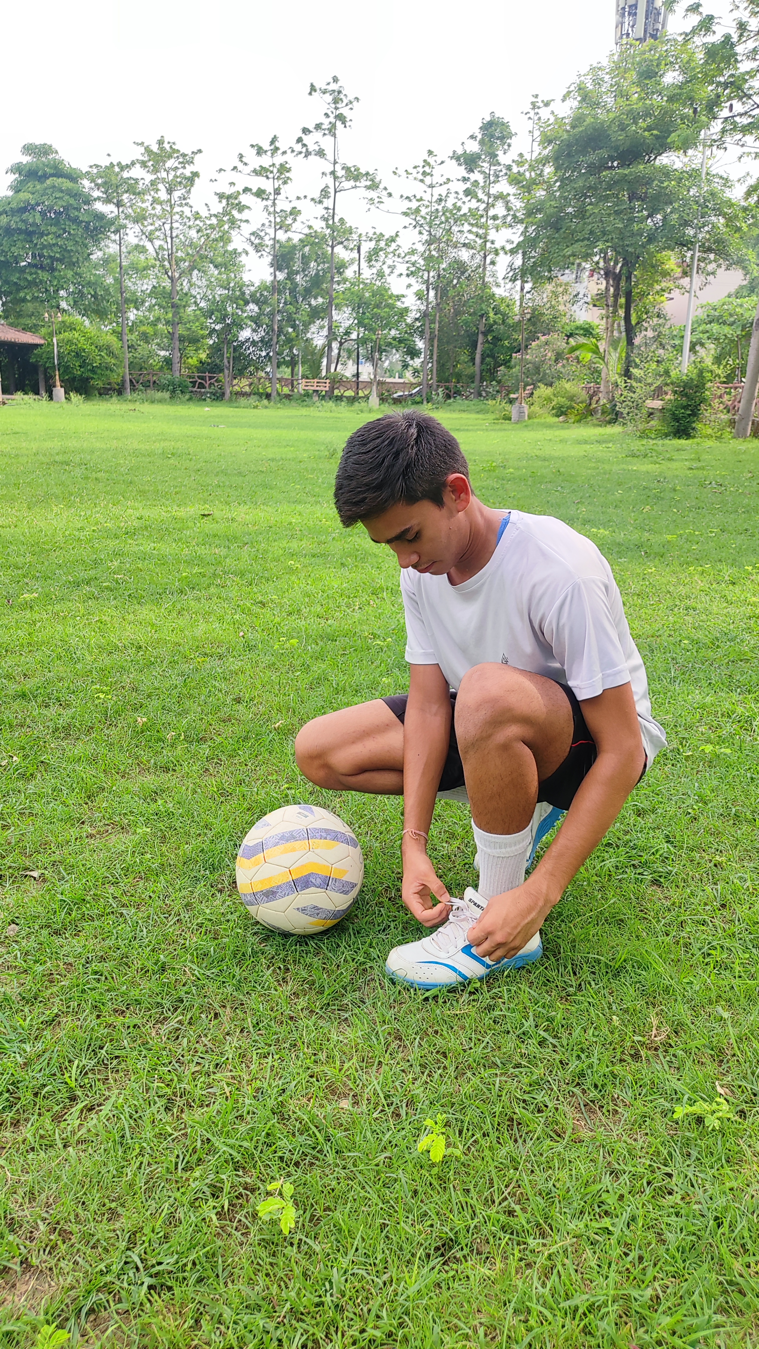 FOOTBALL DESIRE : All the football skill tutorial & drills are here⚽🇧🇷✨